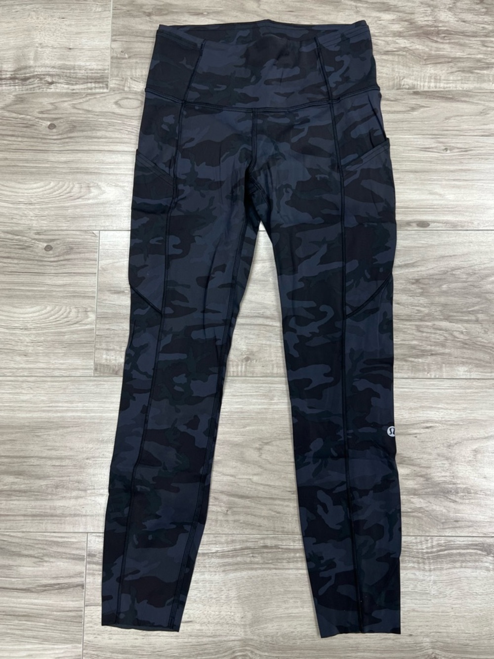 Lululemon Fast and Free Tight II 25" Nulux in Heritage 365 Camo Size 4